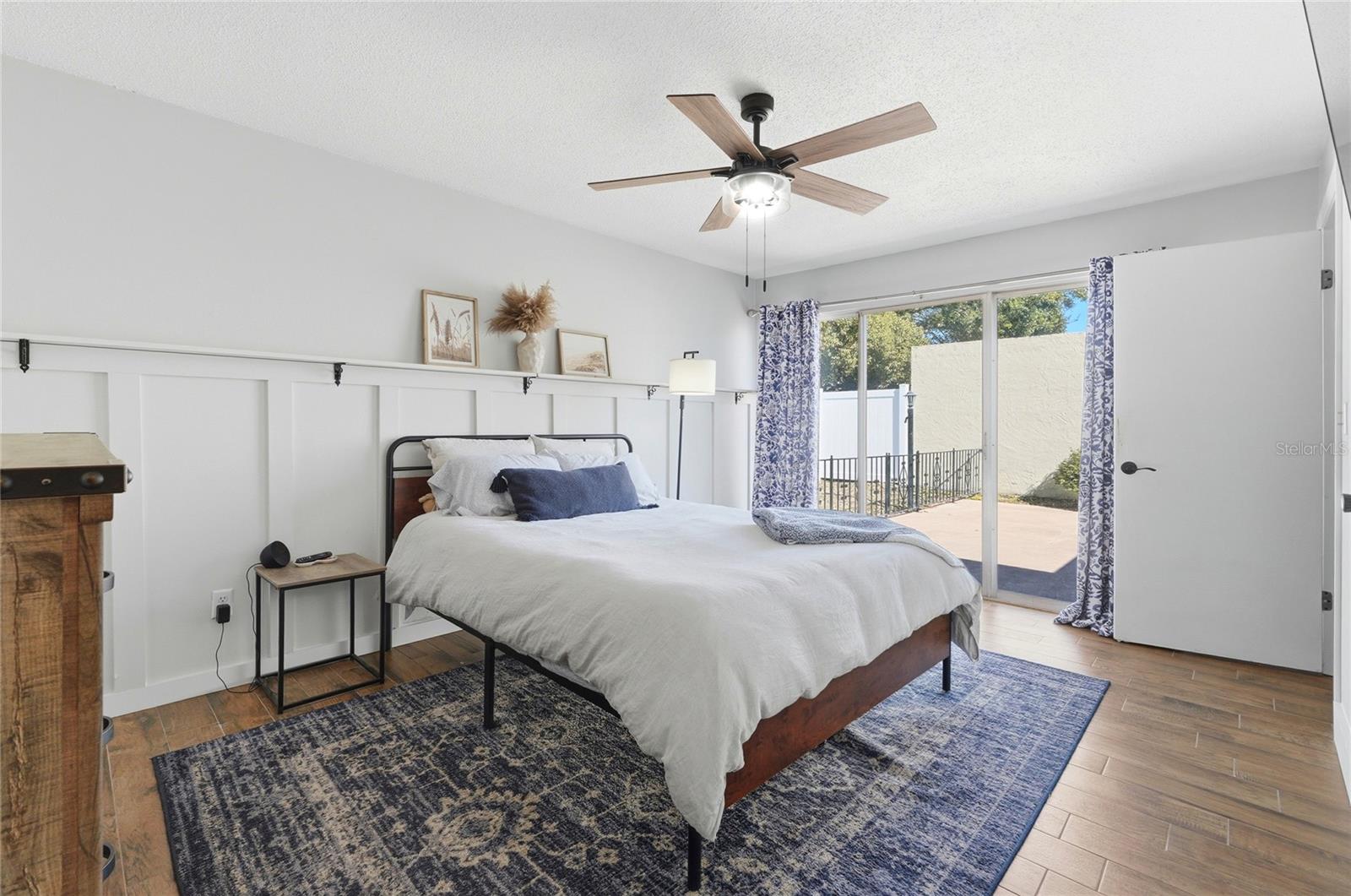 Image 17 of 39 For 109 Las Flores