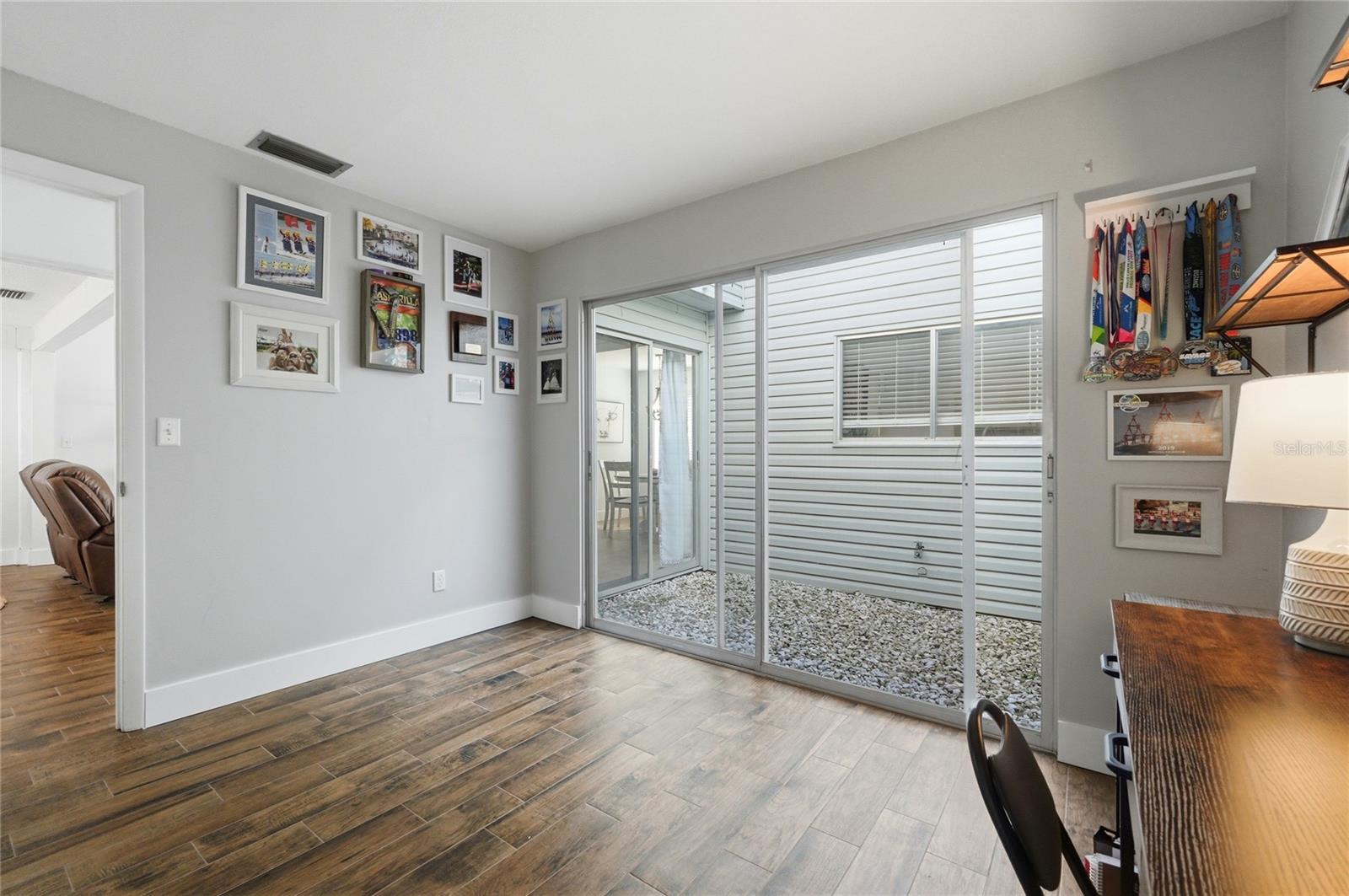 Image 22 of 39 For 109 Las Flores