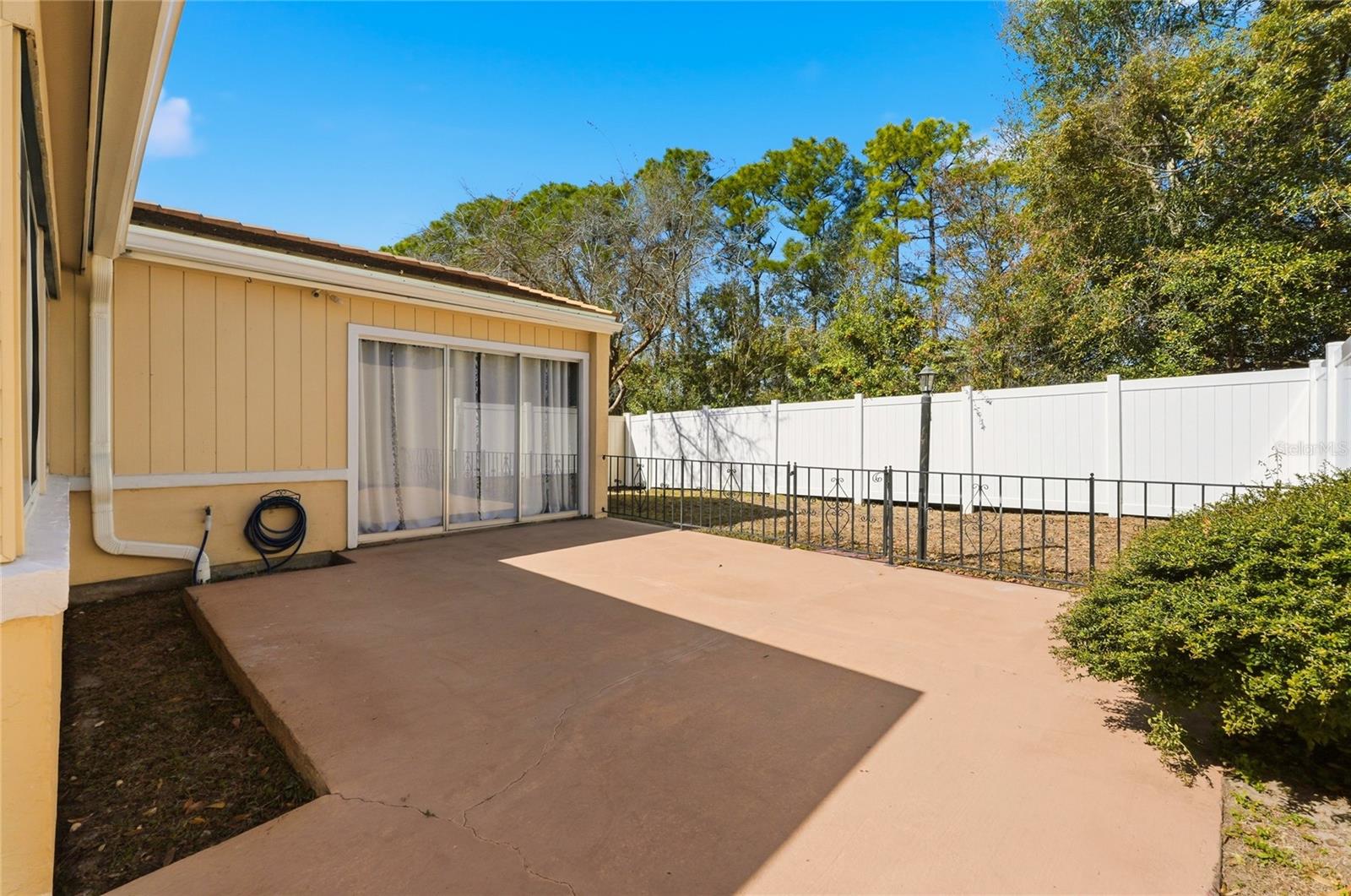 Image 26 of 39 For 109 Las Flores