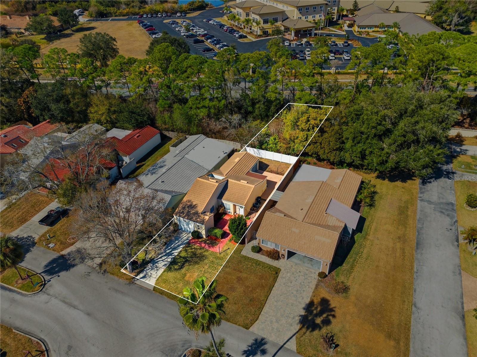 Image 31 of 39 For 109 Las Flores