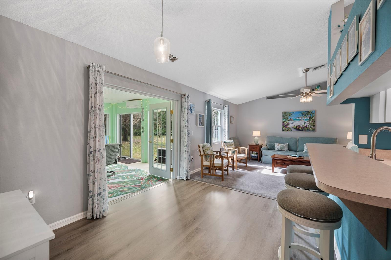 Image 12 of 40 For 1001 Destin Drive