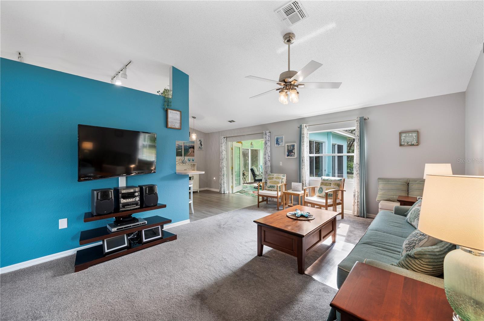 Image 16 of 40 For 1001 Destin Drive