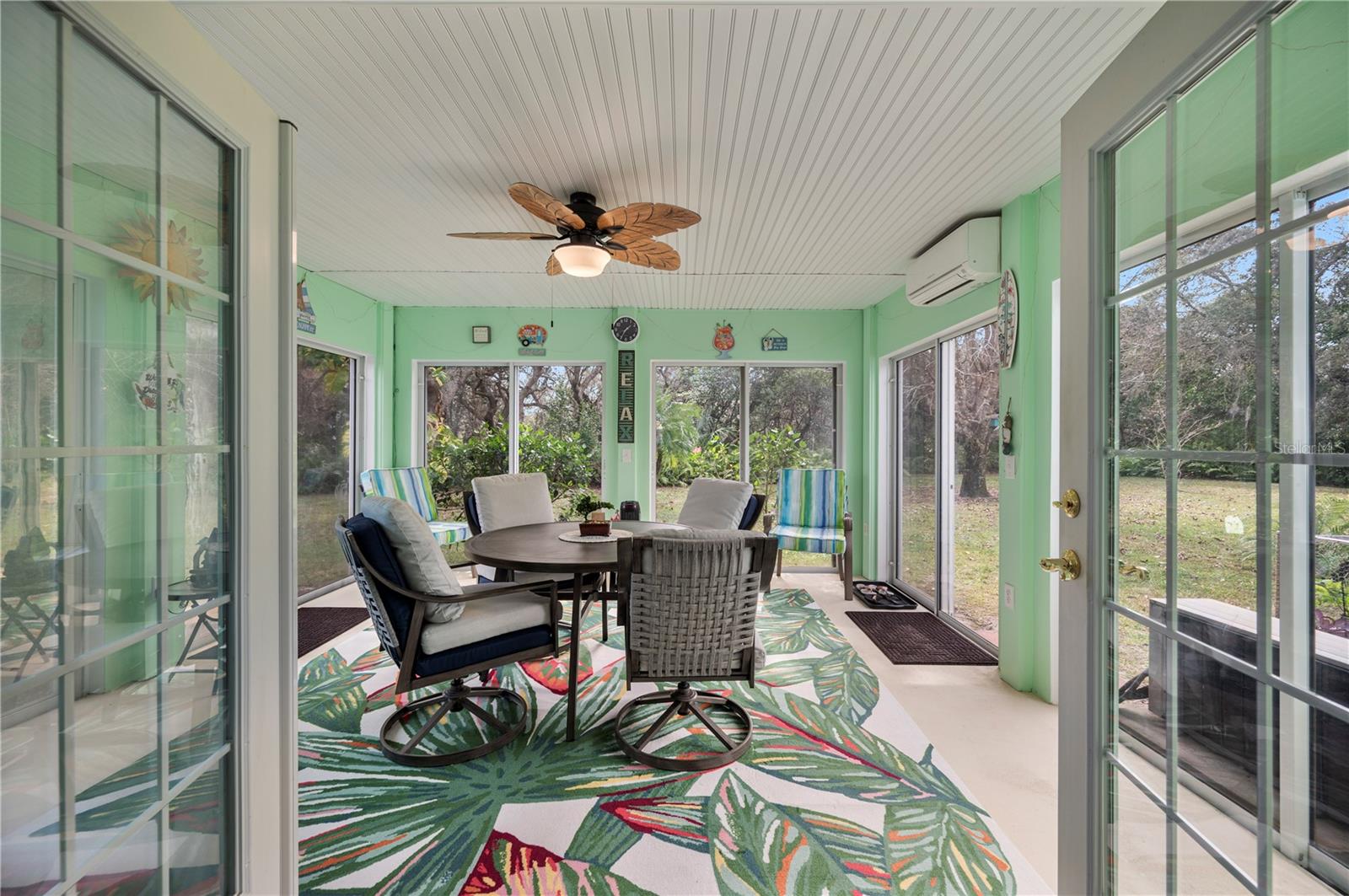 Image 30 of 40 For 1001 Destin Drive