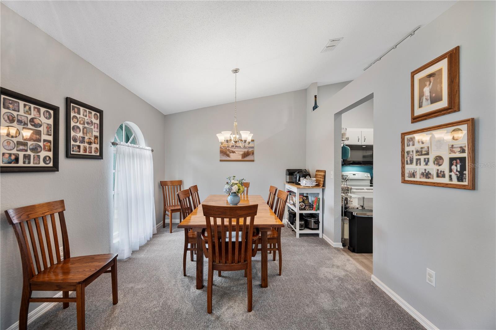 Image 7 of 40 For 1001 Destin Drive