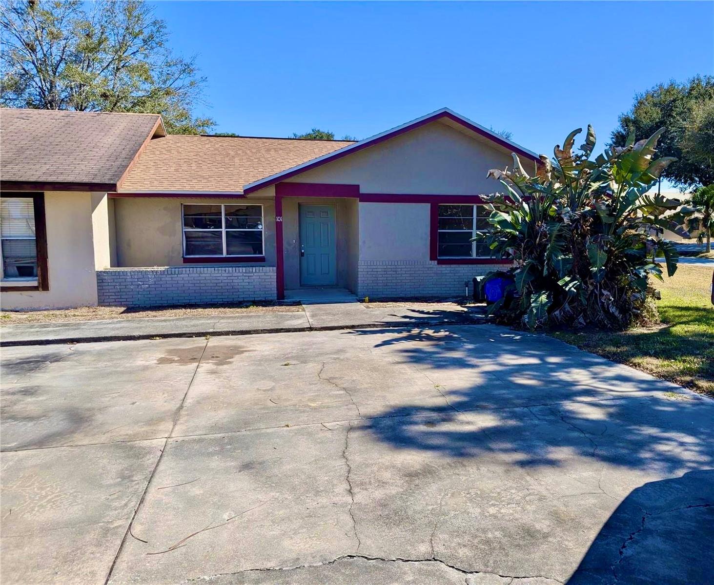 Details for 101 Voss Court, SEBRING, FL 33876