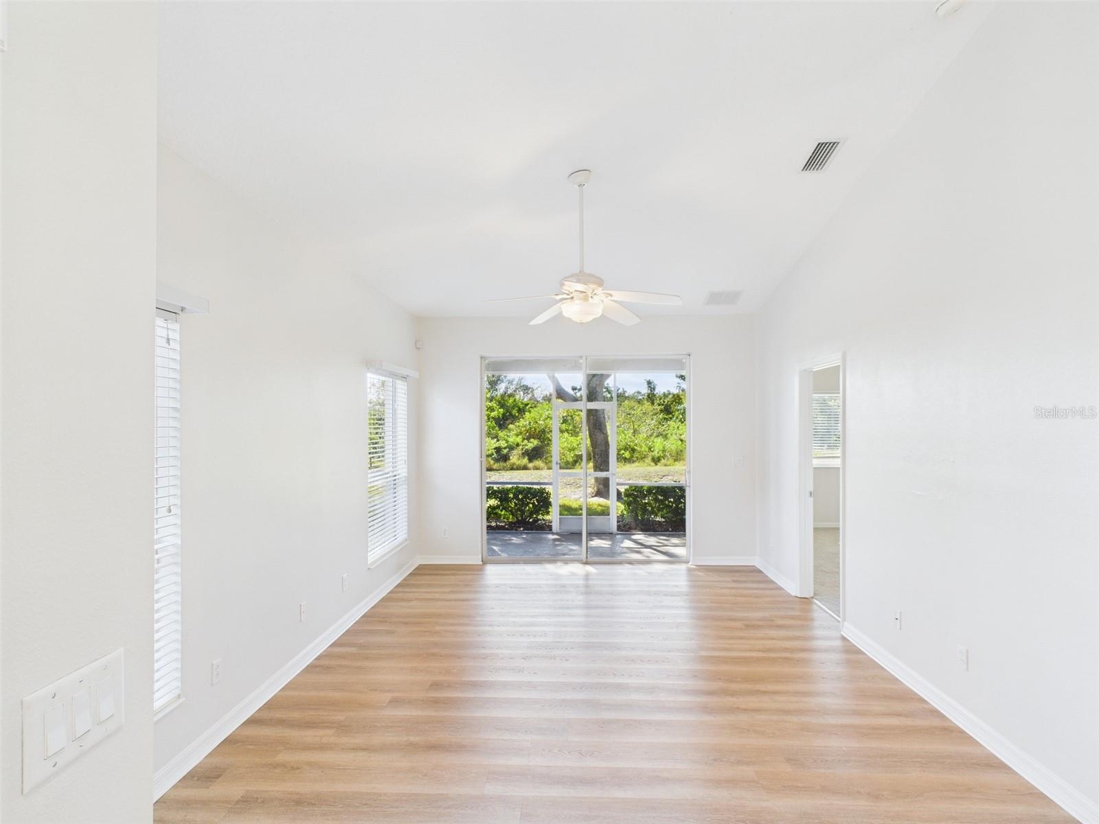 Image 6 of 25 For 2727 Rutledge Court