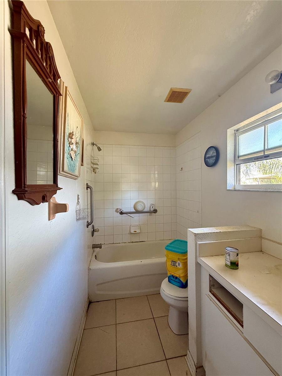 Image 13 of 31 For 234 Trailview Way