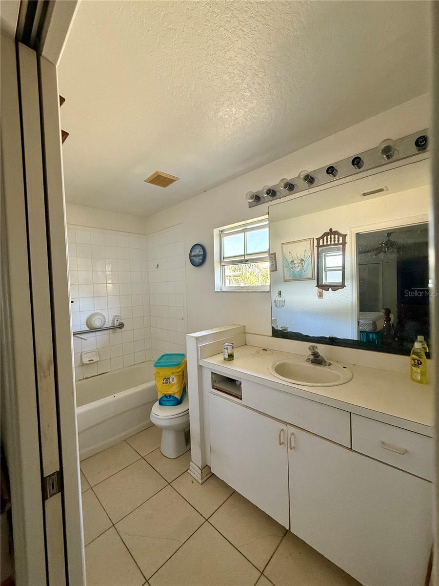 Image 14 of 31 For 234 Trailview Way