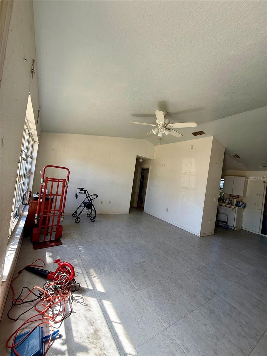 Image 9 of 31 For 234 Trailview Way