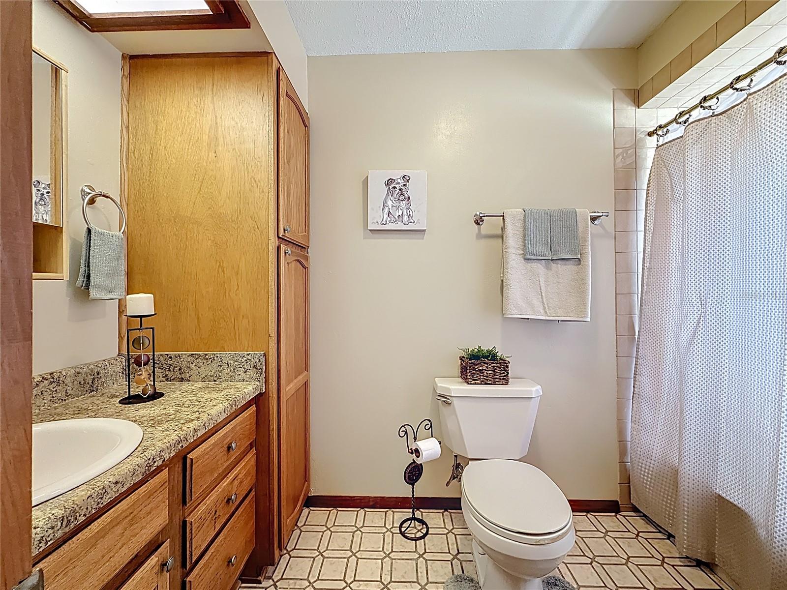 Image 17 of 51 For 3809 Porter Road