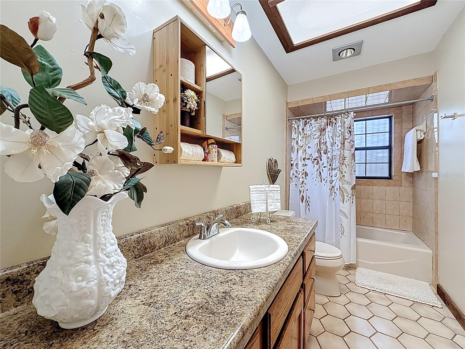 Image 20 of 51 For 3809 Porter Road