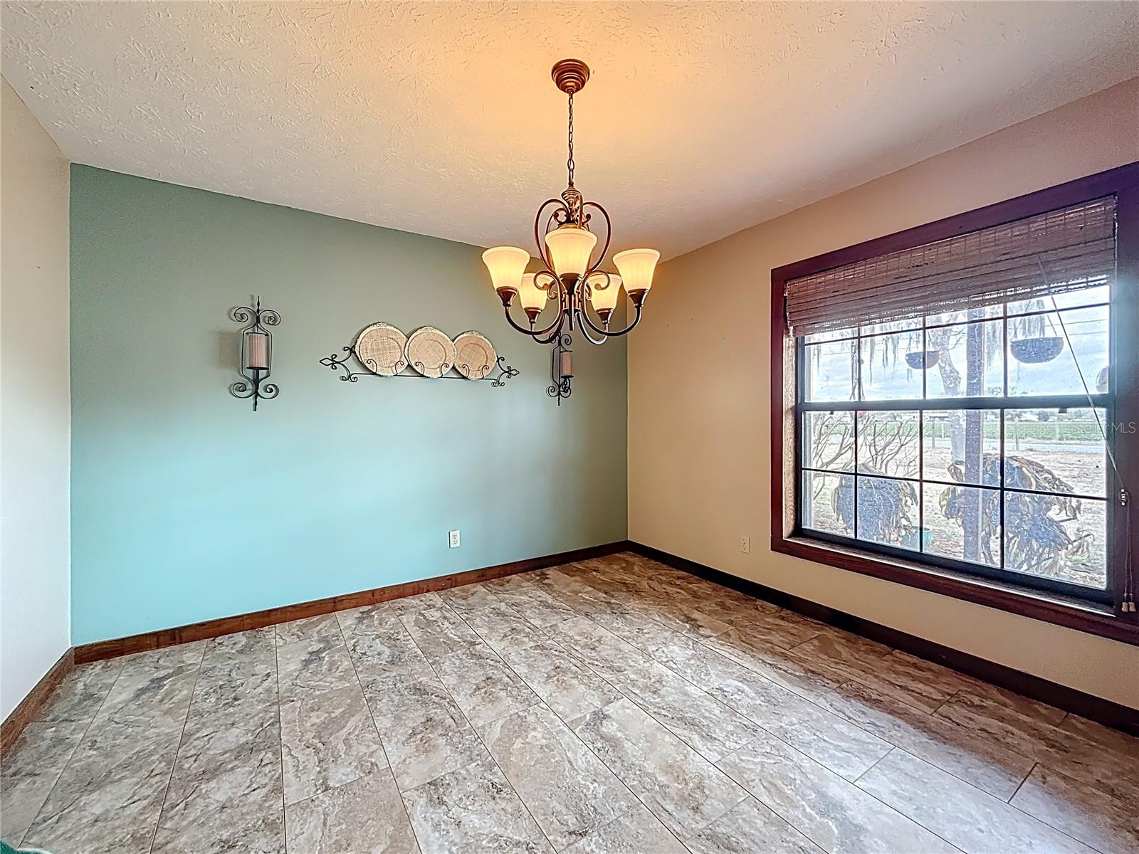 Image 42 of 51 For 3809 Porter Road