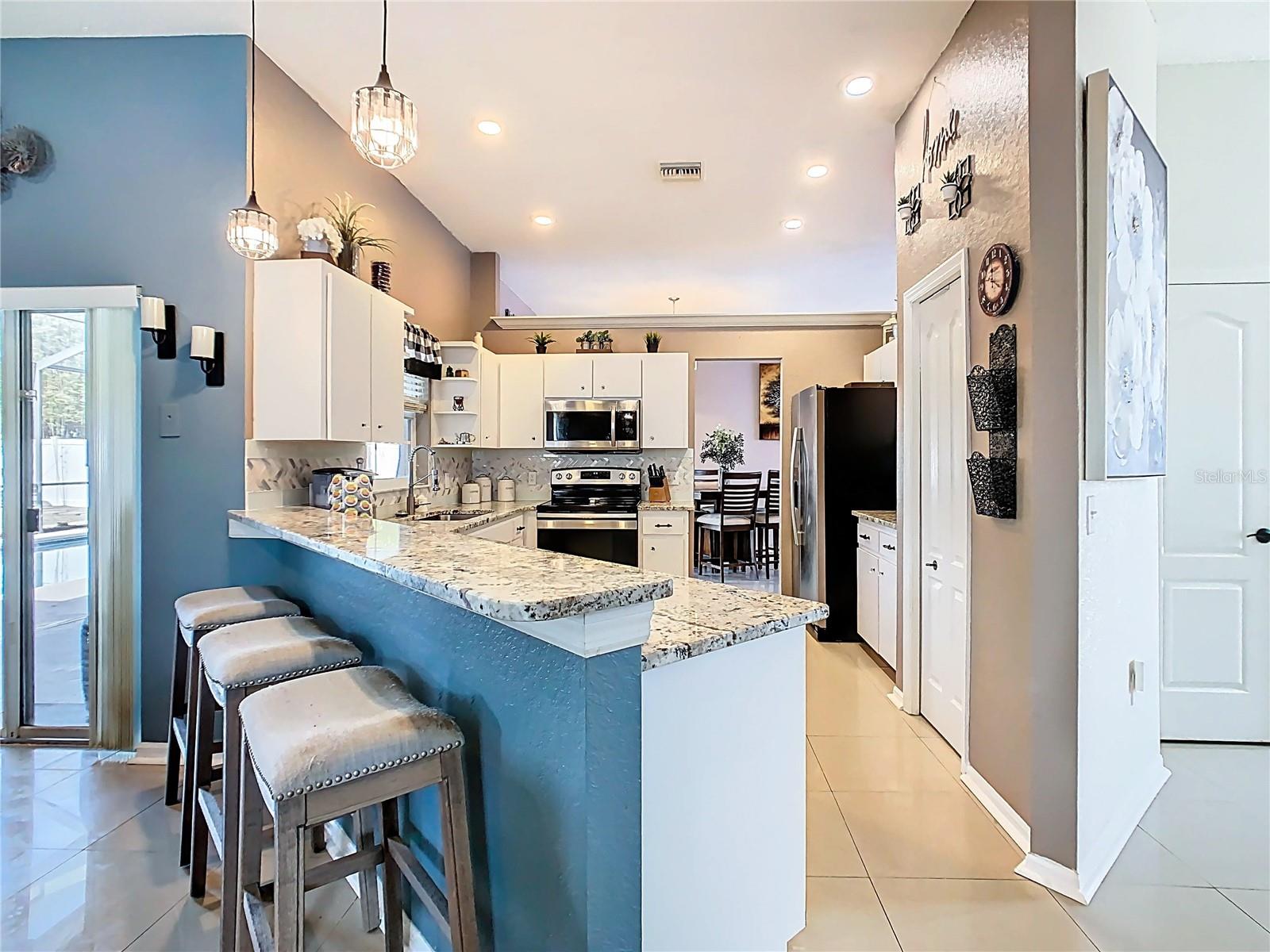 Image 10 of 42 For 5637 Beverly Rise Boulevard
