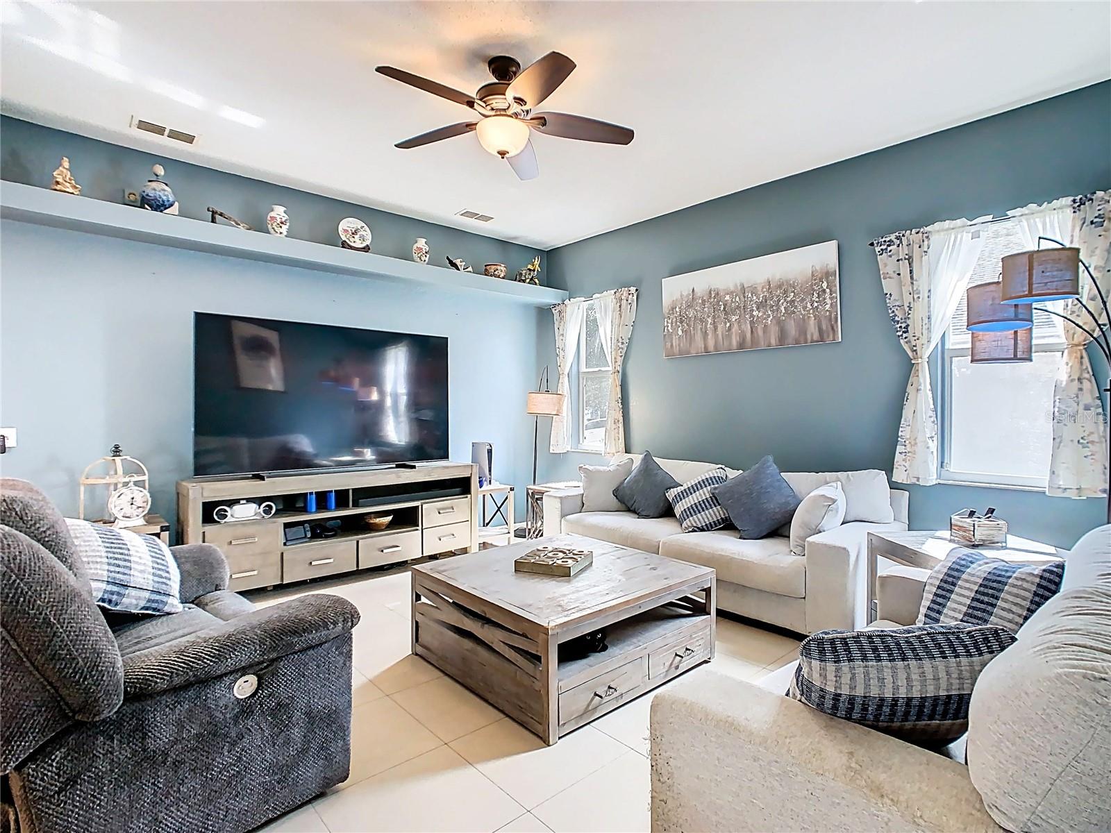 Image 6 of 42 For 5637 Beverly Rise Boulevard