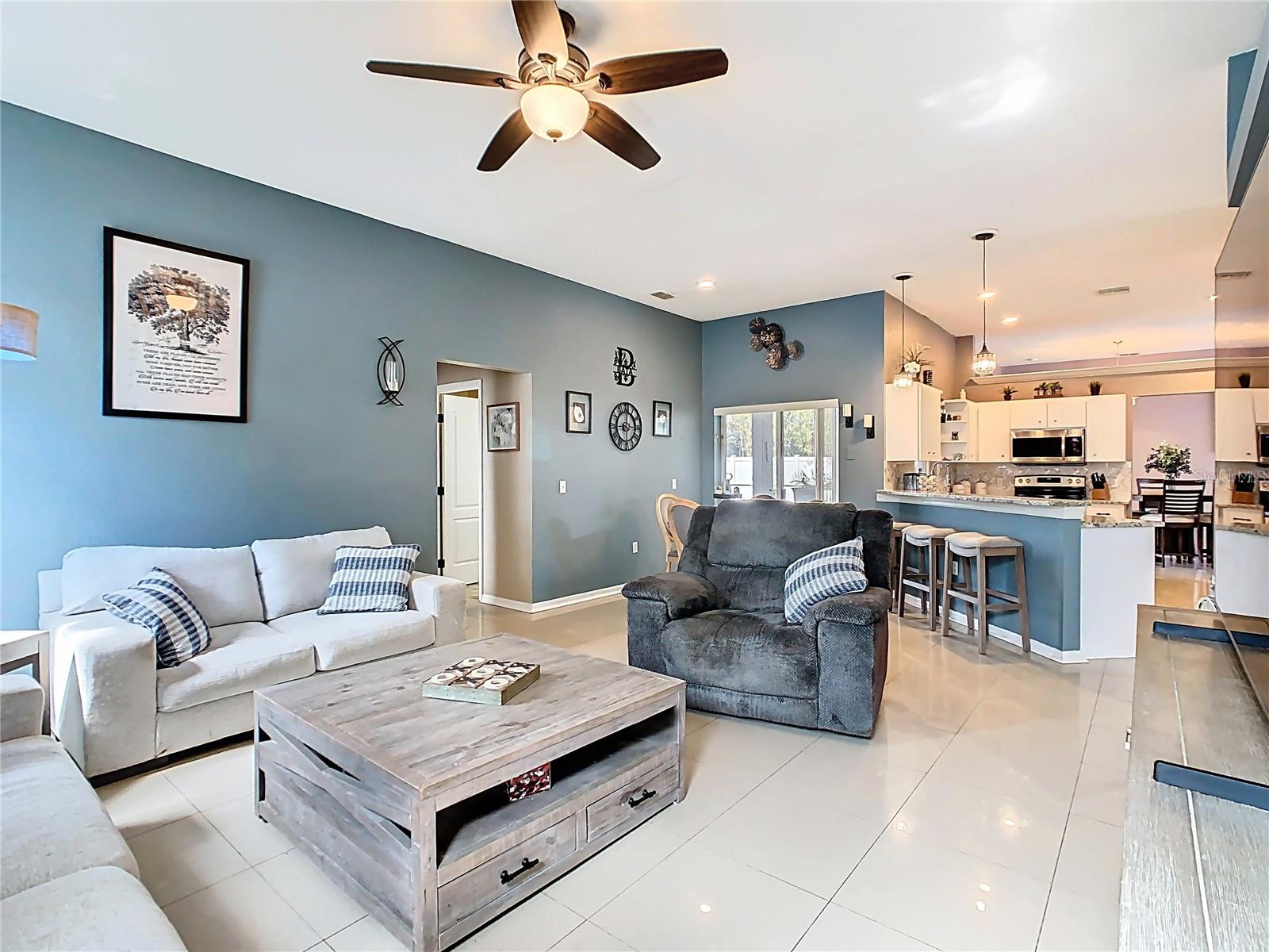 Image 8 of 42 For 5637 Beverly Rise Boulevard