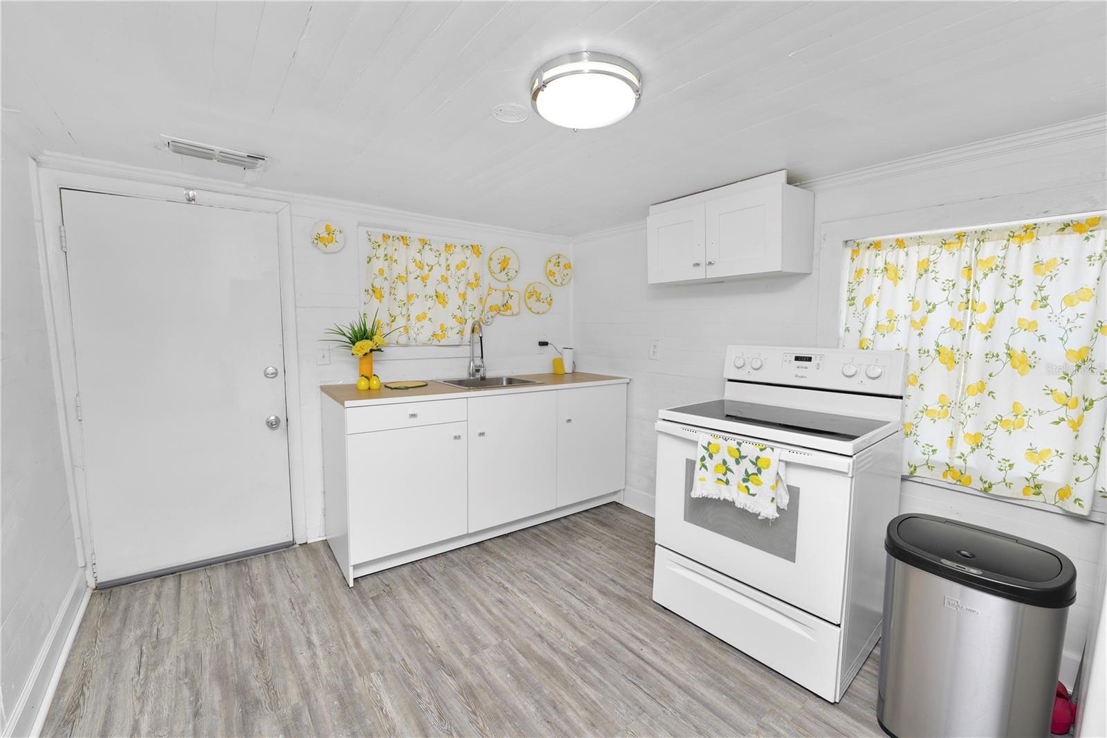 Image 11 of 33 For 1239 Avenue K