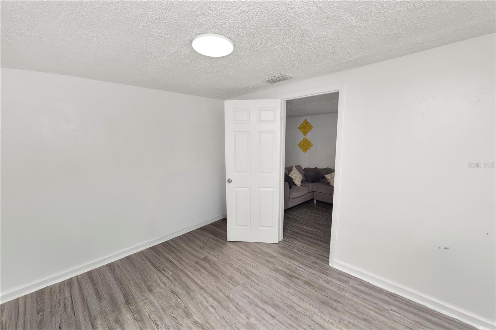 Image 18 of 33 For 1239 Avenue K