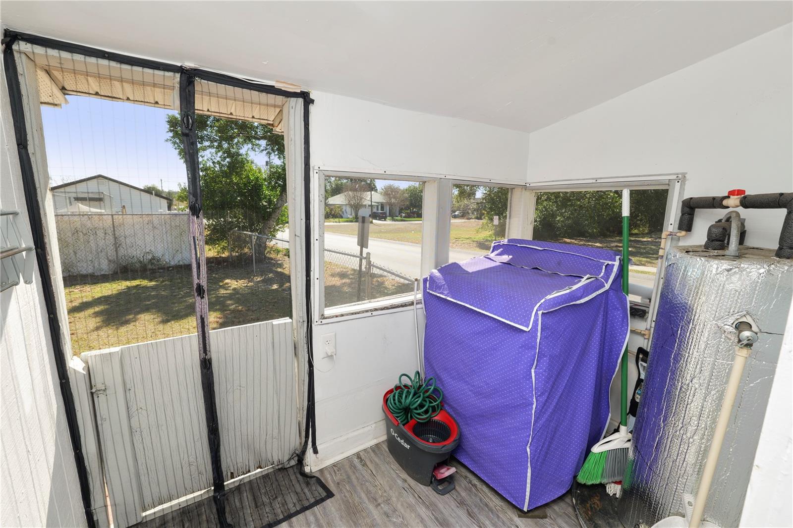 Image 21 of 33 For 1239 Avenue K