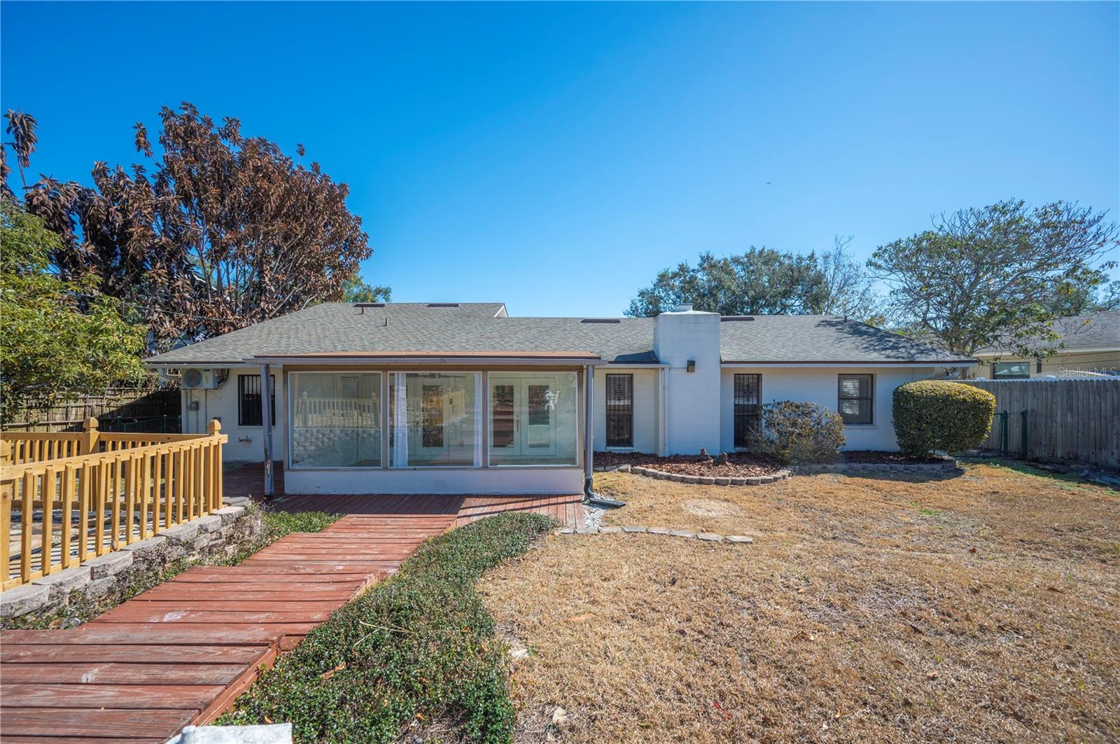 Image 45 of 50 For 627 Palmore Court