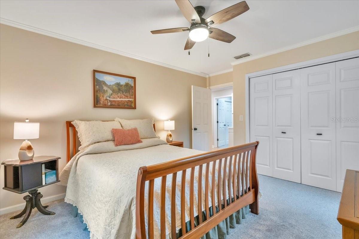 Image 23 of 43 For 860 Lila Street