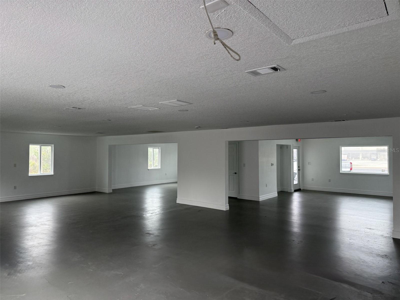 Image 9 of 17 For 4004 Shoal Line Boulevard