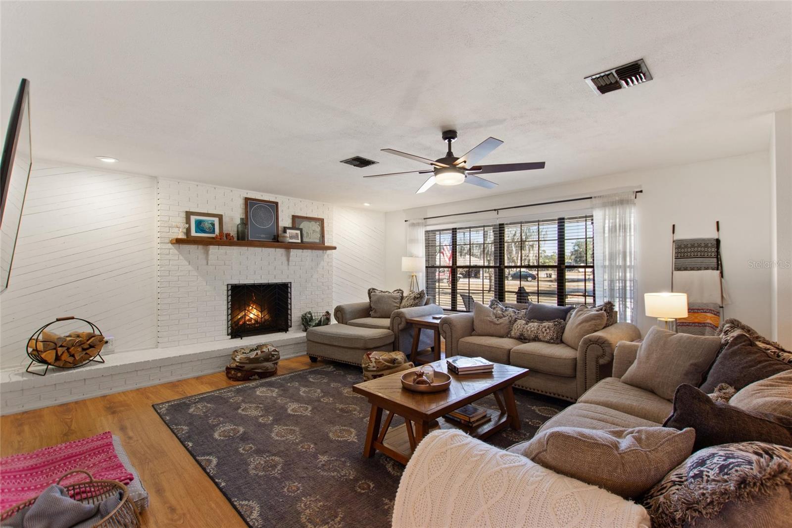 Image 10 of 53 For 7853 Rolling Grove Drive E