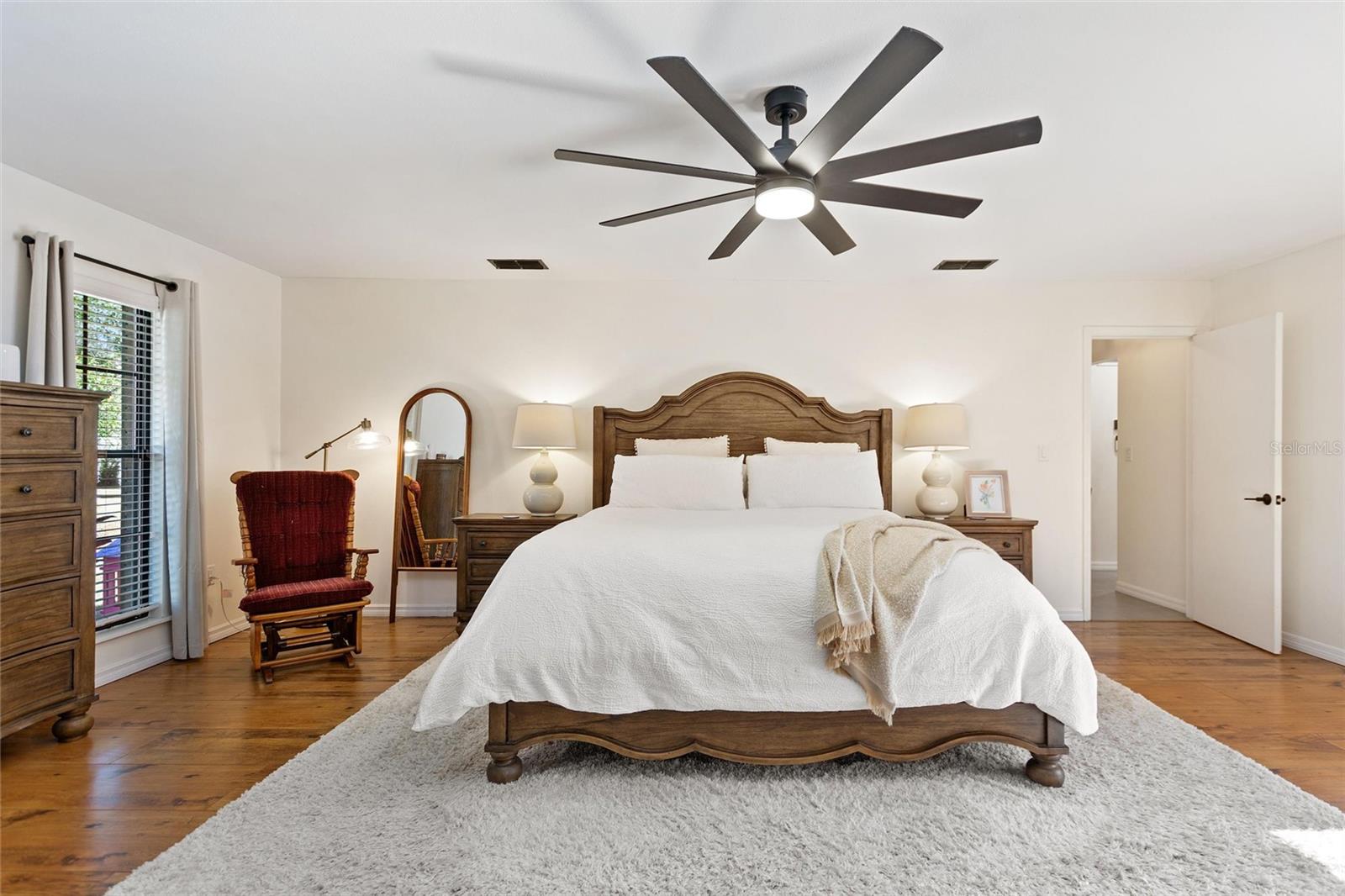 Image 23 of 53 For 7853 Rolling Grove Drive E