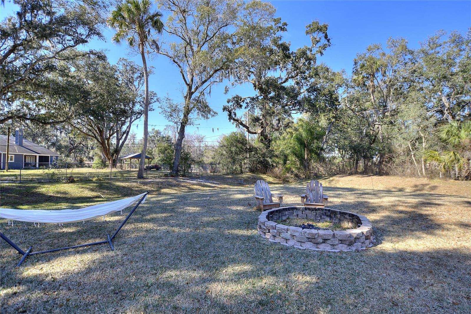 Image 42 of 53 For 7853 Rolling Grove Drive E