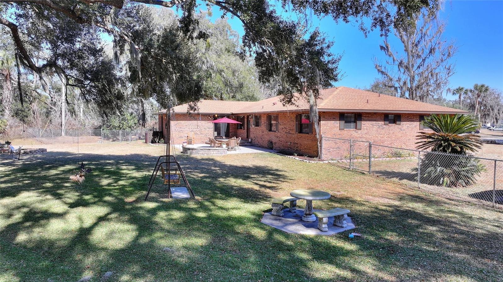 Image 43 of 53 For 7853 Rolling Grove Drive E