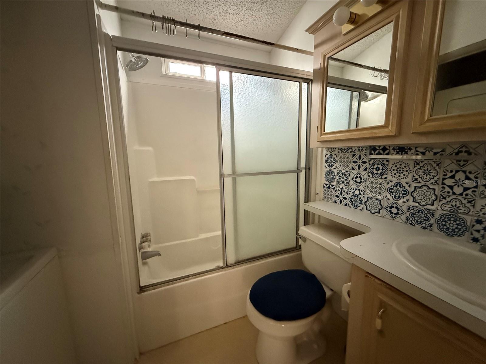 Image 13 of 21 For 231 St George Drive