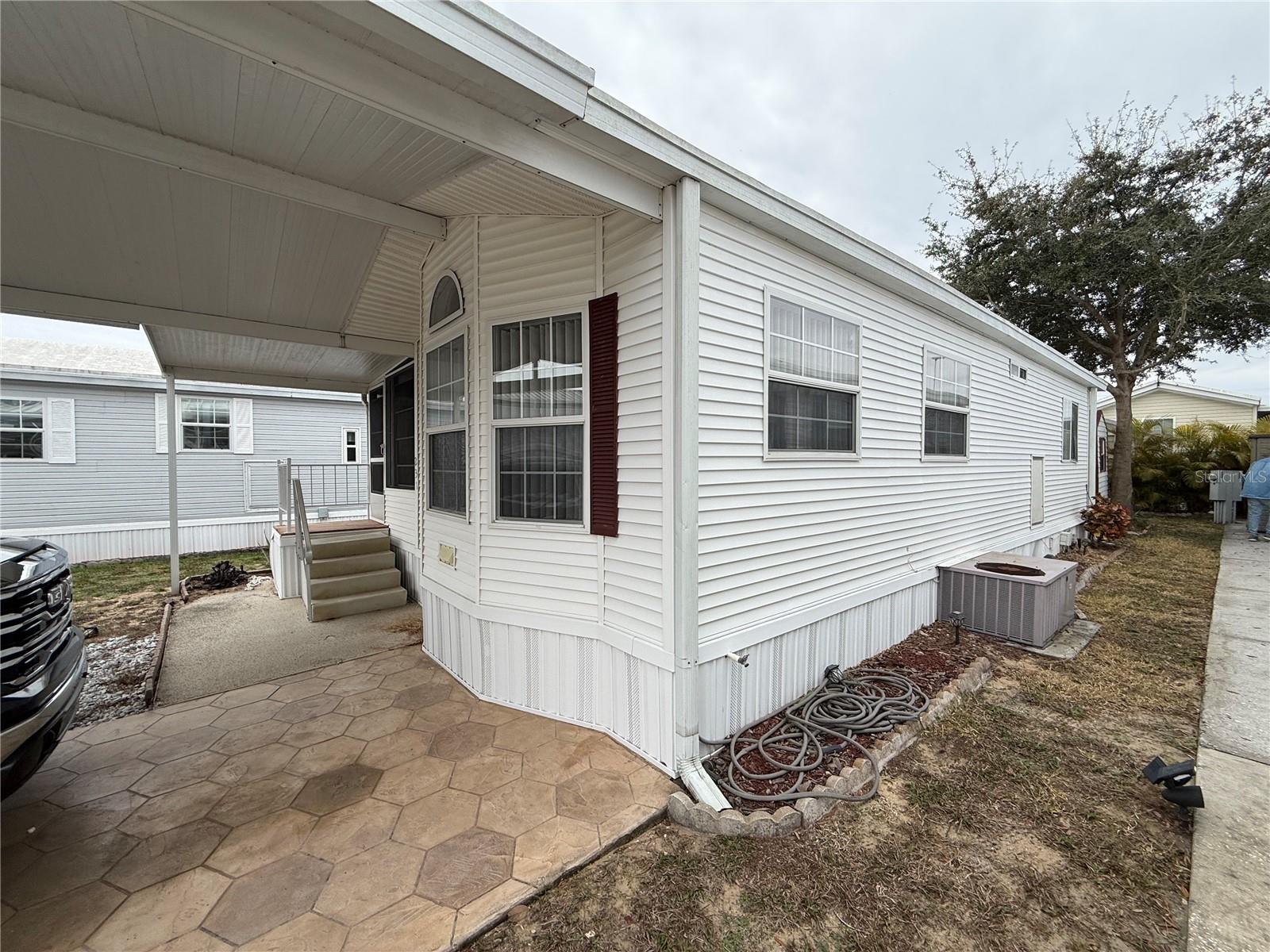 Image 5 of 21 For 231 St George Drive