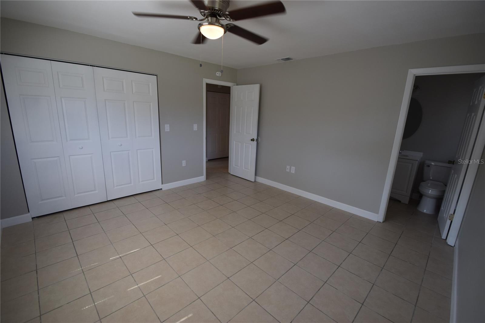 Image 11 of 14 For 909 Bella Vista Street