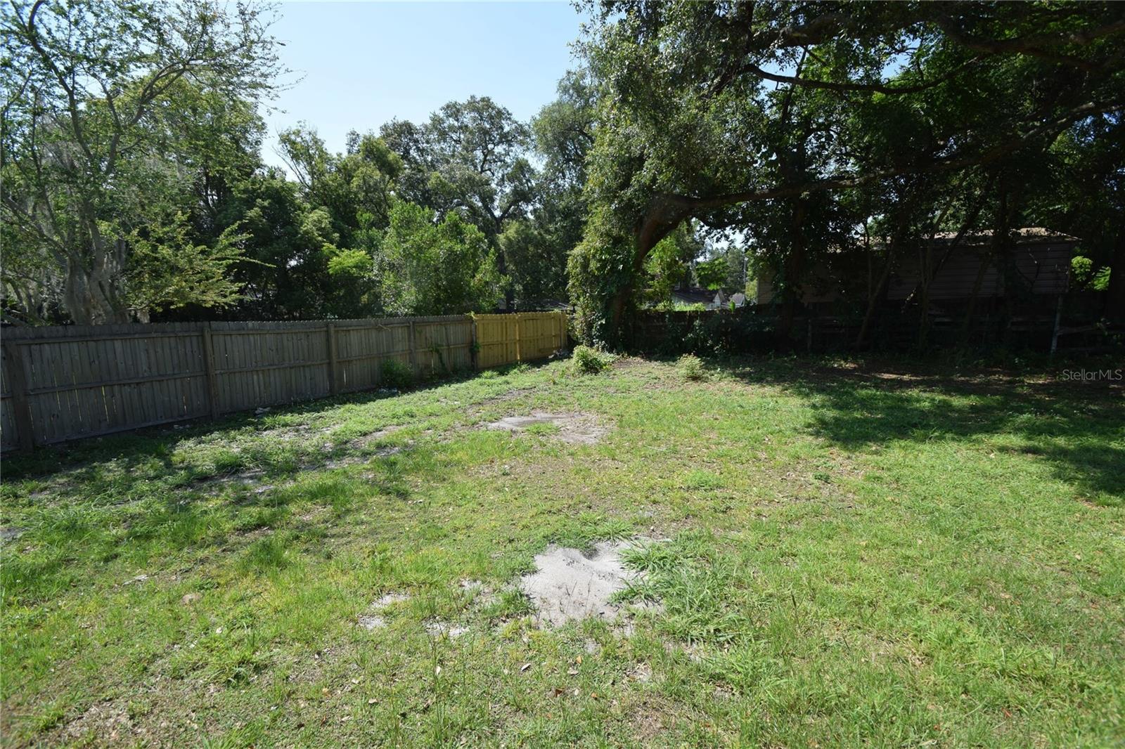 Image 14 of 14 For 909 Bella Vista Street