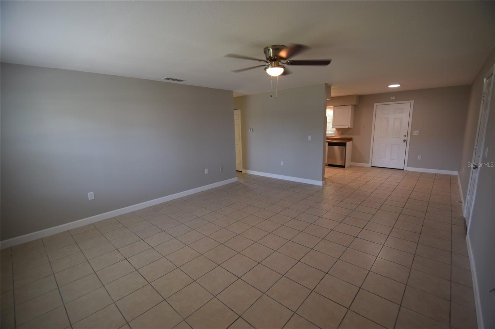 Image 7 of 14 For 909 Bella Vista Street