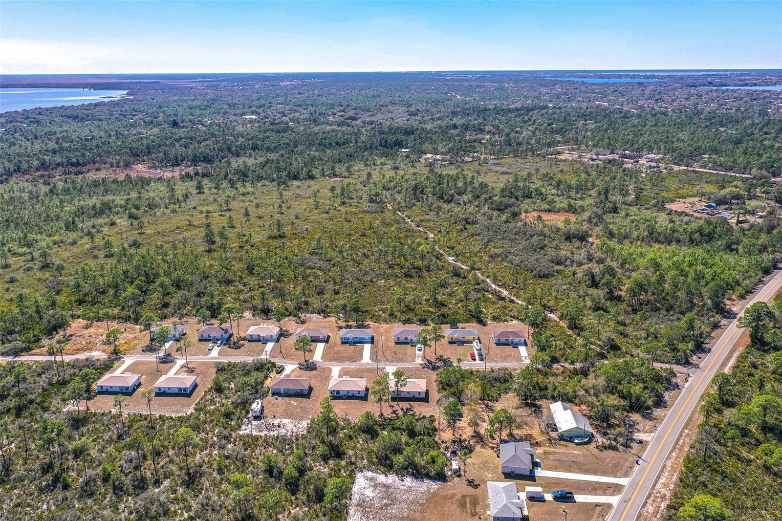 Image 17 of 19 For 1406 Bittersweet Street