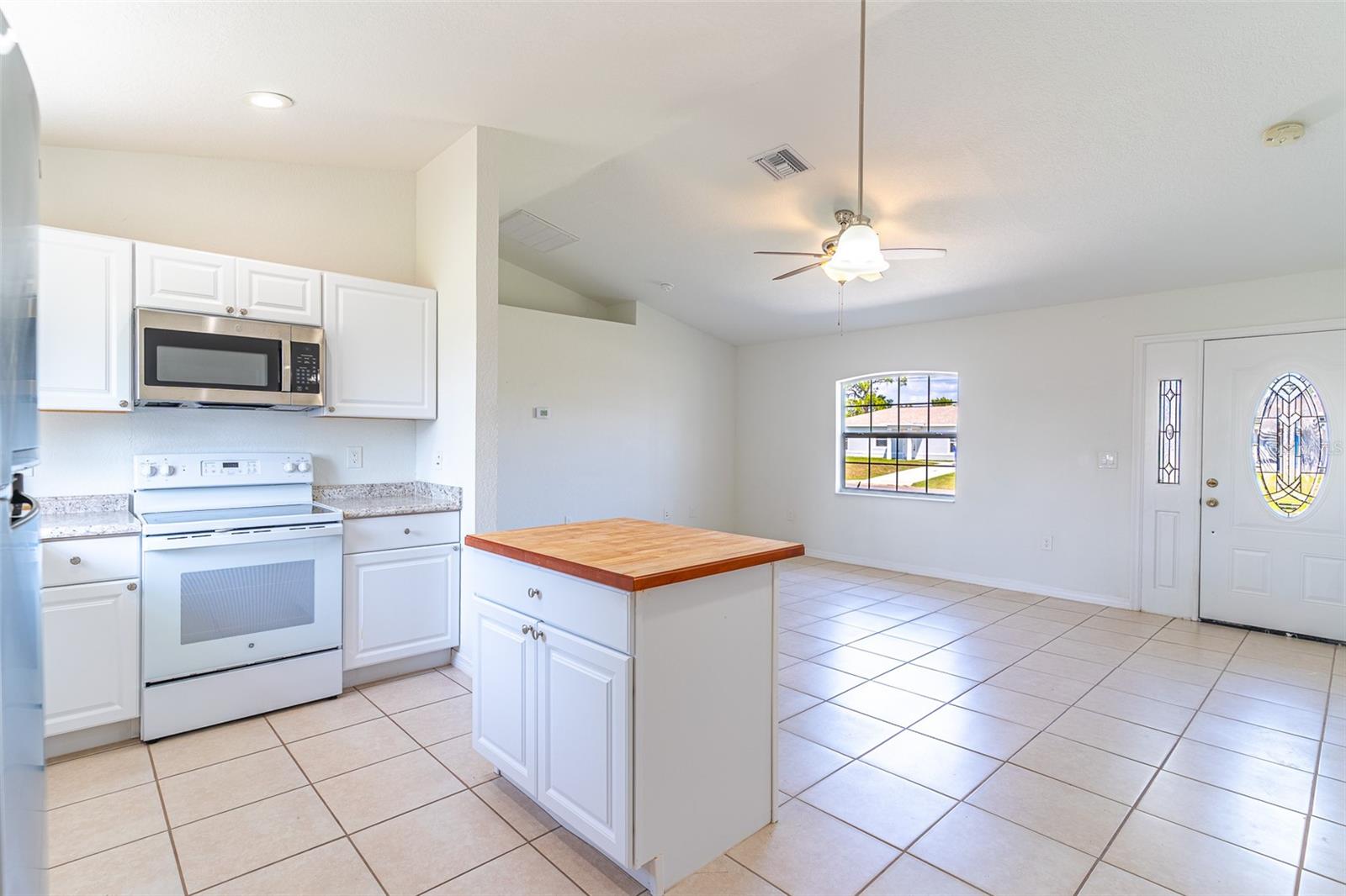 Image 11 of 21 For 1411 Bittersweet Street