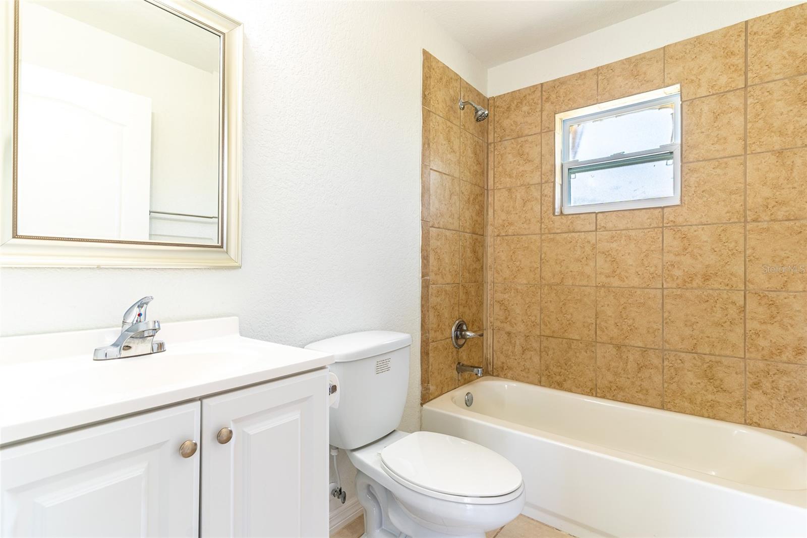 Image 8 of 21 For 1411 Bittersweet Street