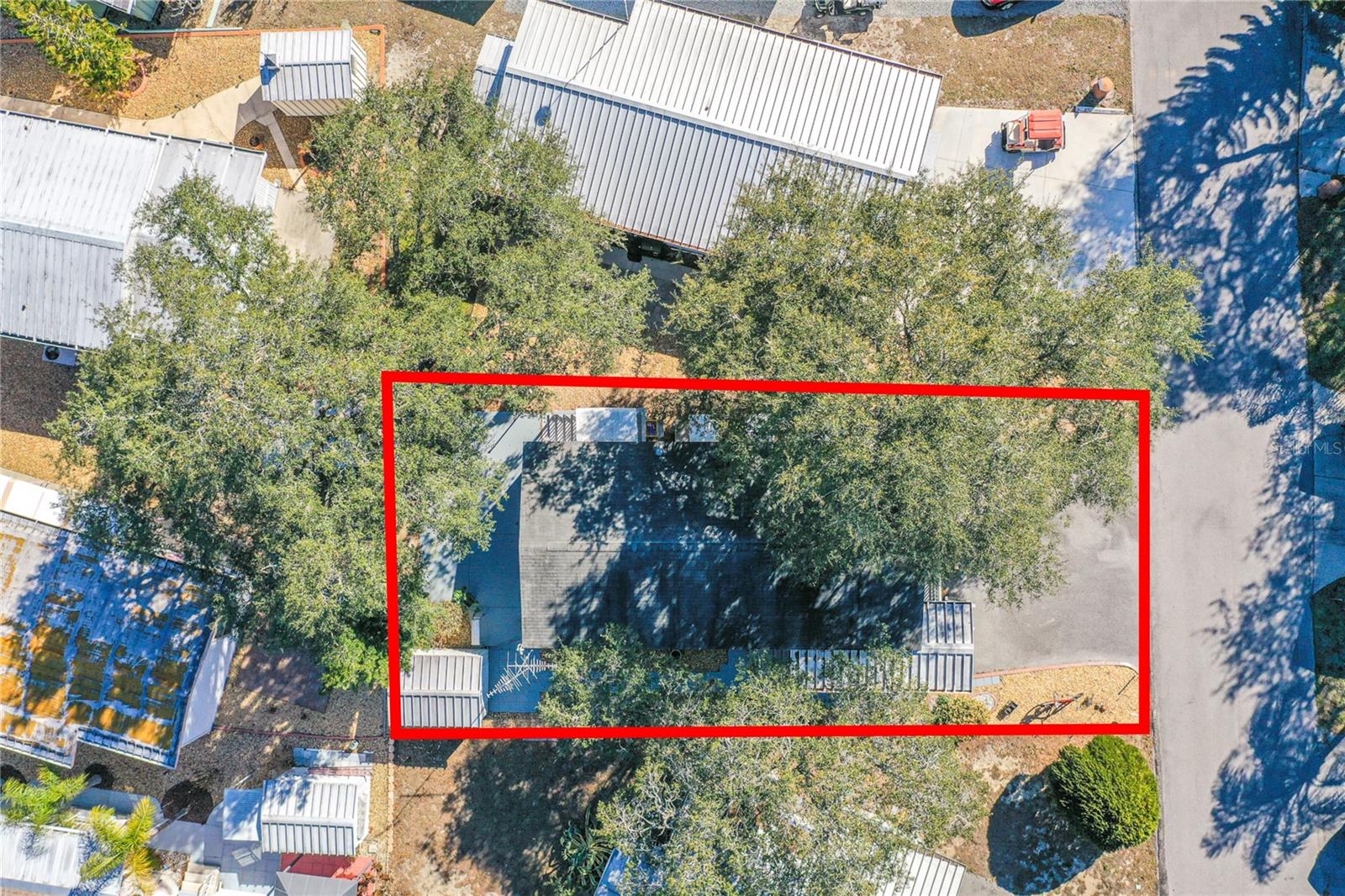 Image 17 of 38 For 13 Silversides Street