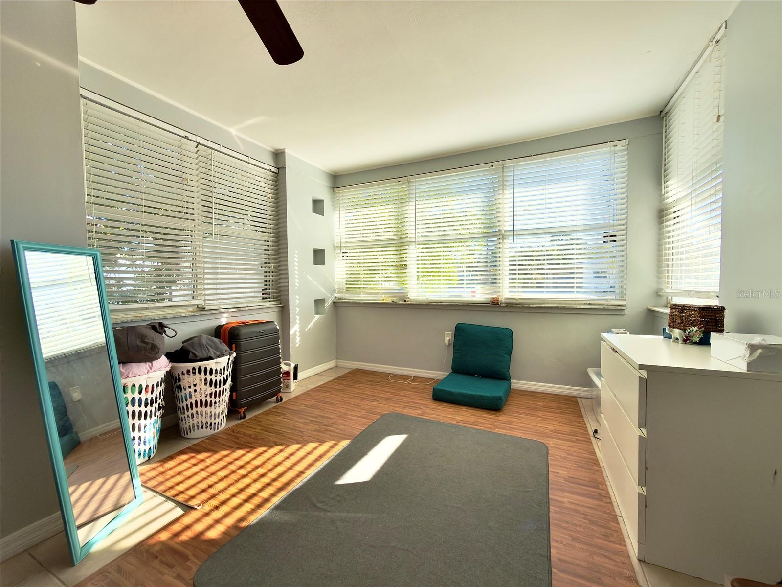 Image 10 of 53 For 433 86th Avenue N