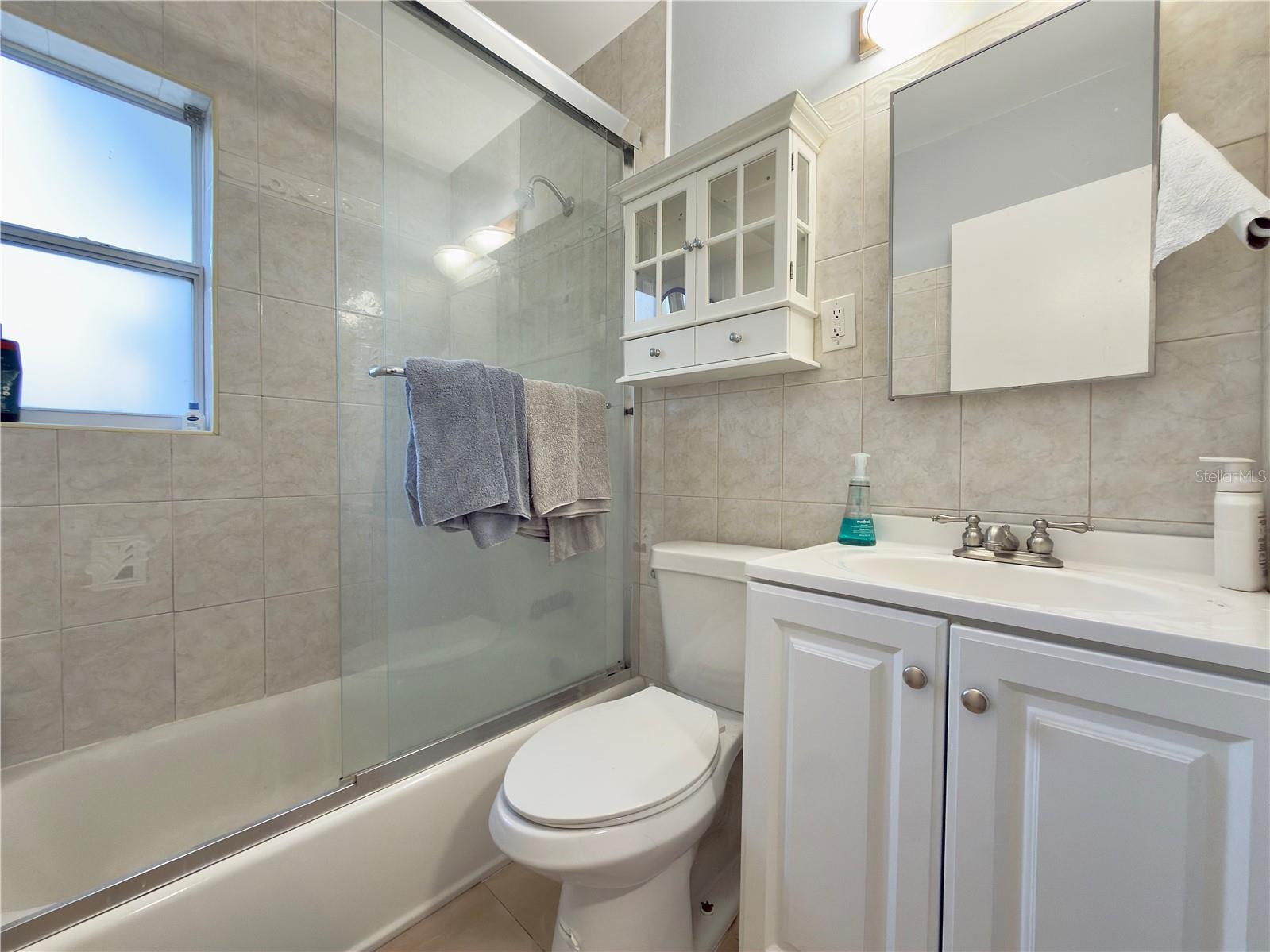 Image 26 of 53 For 433 86th Avenue N