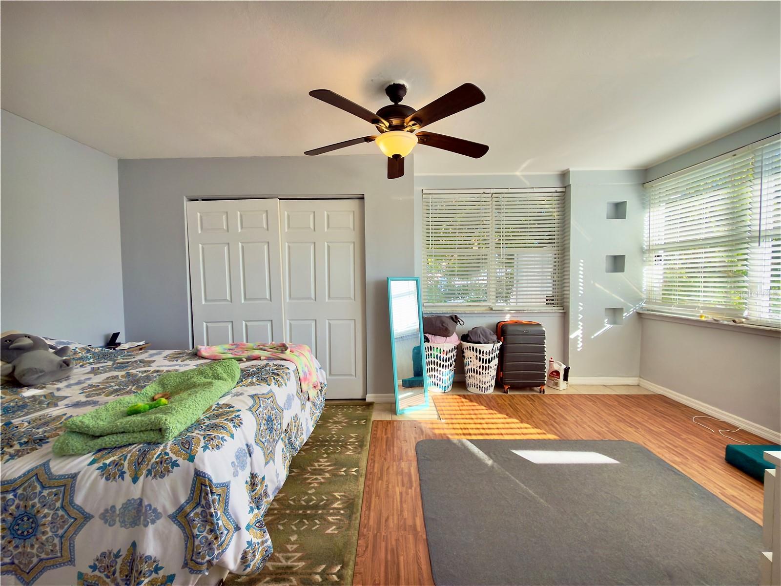 Image 8 of 53 For 433 86th Avenue N