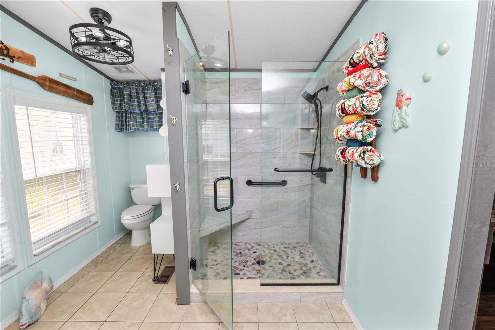 Image 12 of 25 For 5121 Shore Line Drive