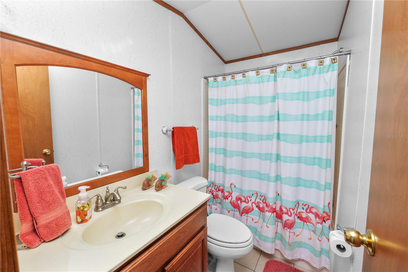 Image 20 of 25 For 5121 Shore Line Drive