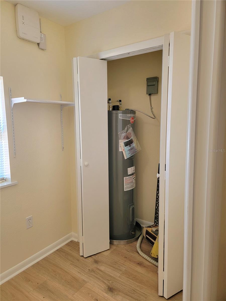 Image 16 of 22 For 1208 Josephine Street