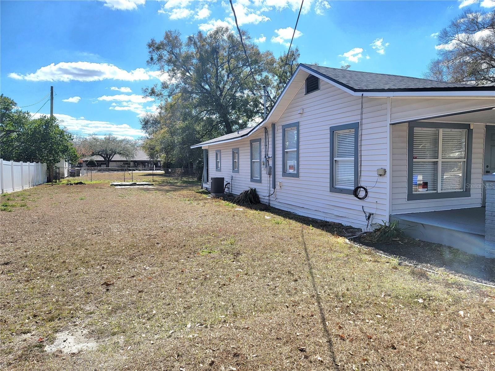 Image 17 of 22 For 1208 Josephine Street