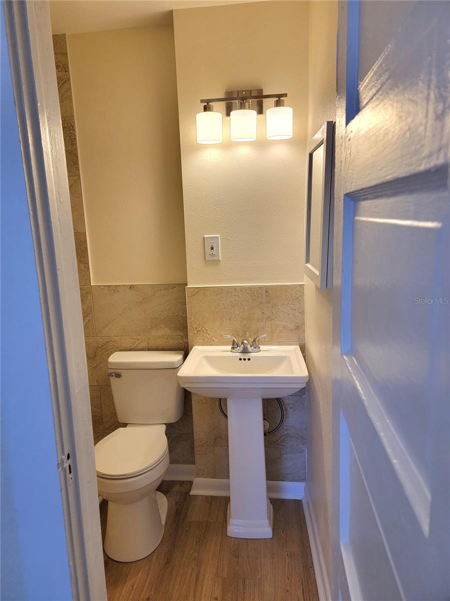 Image 9 of 22 For 1208 Josephine Street