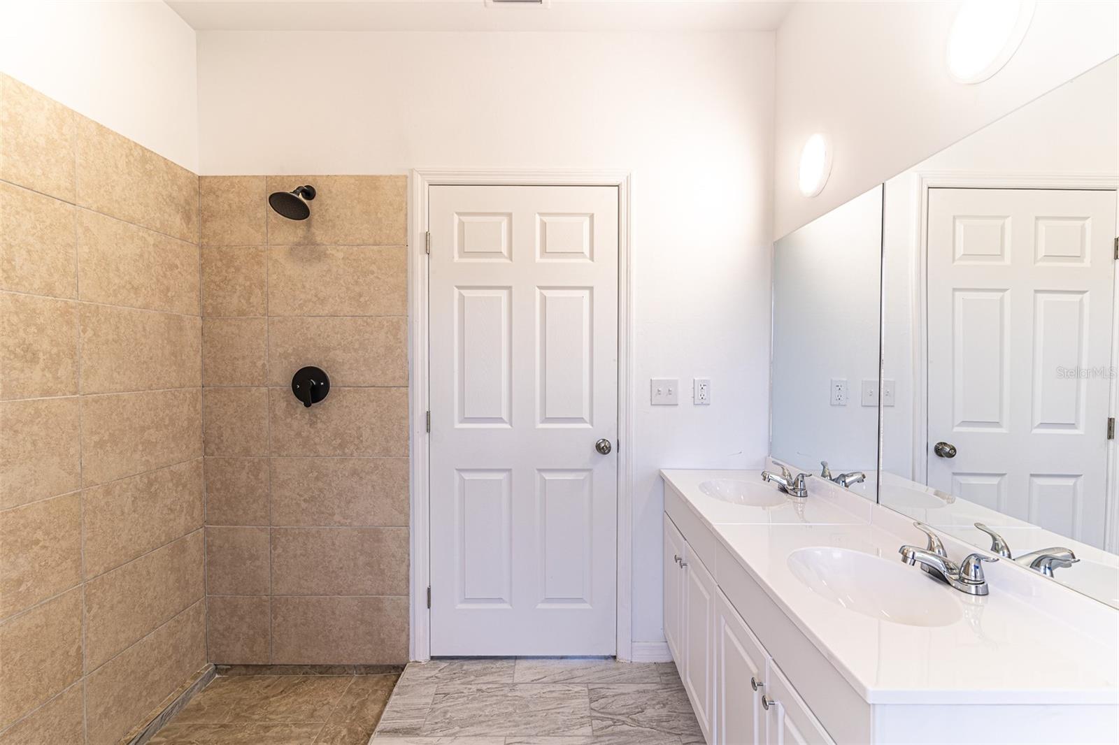 Image 6 of 19 For 1407 Bittersweet Street