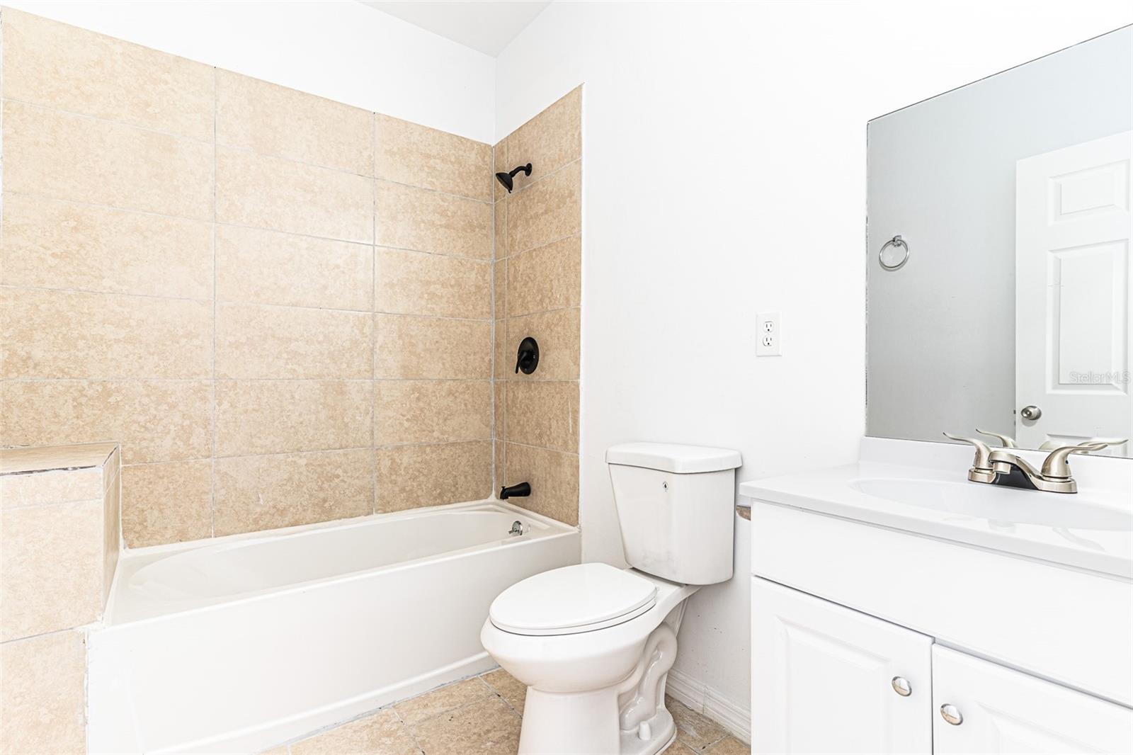 Image 7 of 17 For 1413 Bittersweet Street