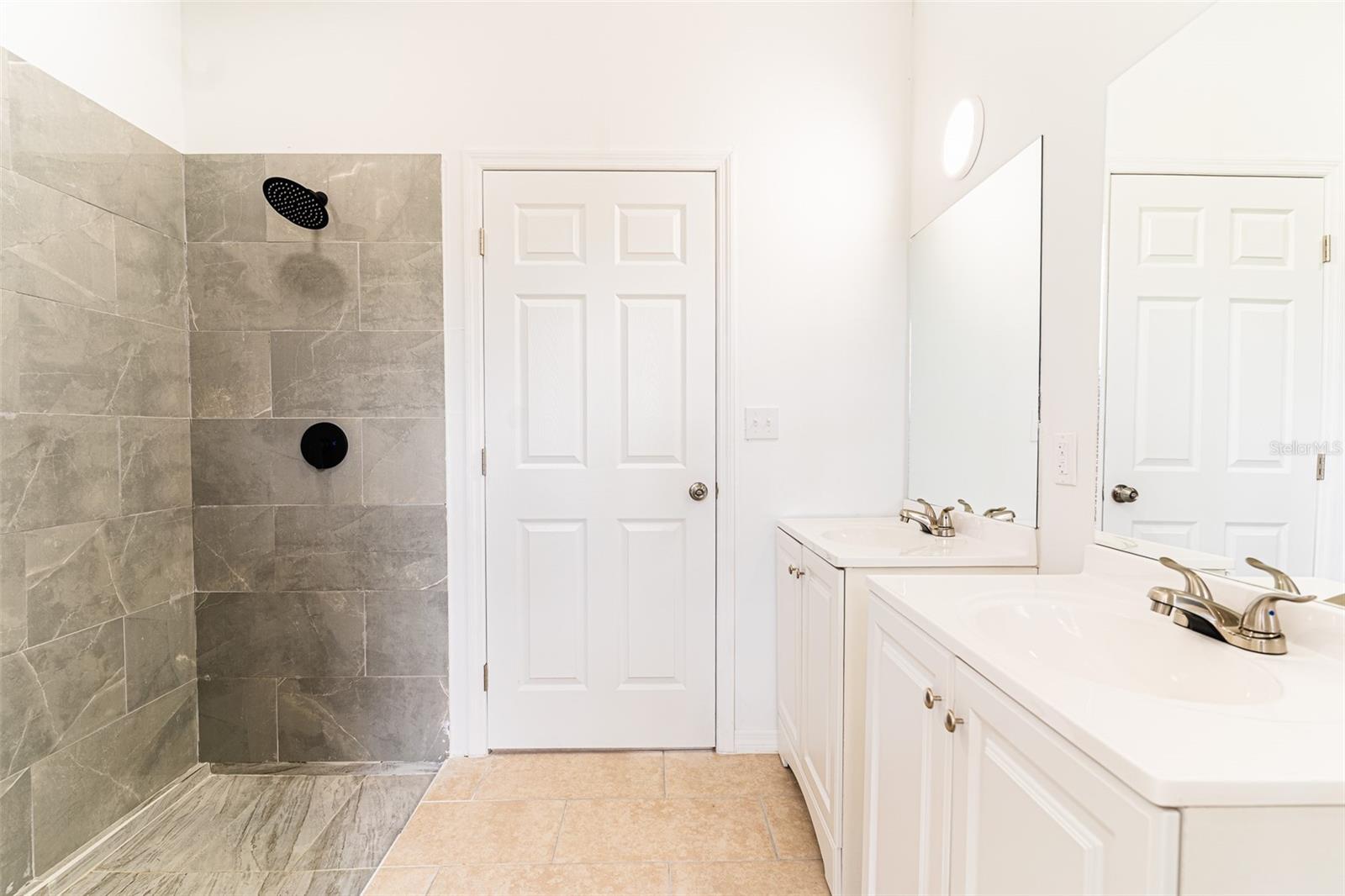 Image 6 of 22 For 1417 Bittersweet Street