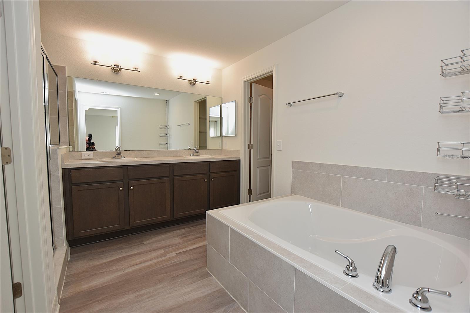 Image 28 of 59 For 1249 Pintail Place